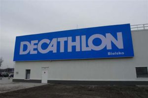 Decathlon Bielsko-Biała - kasetony podświetlaney